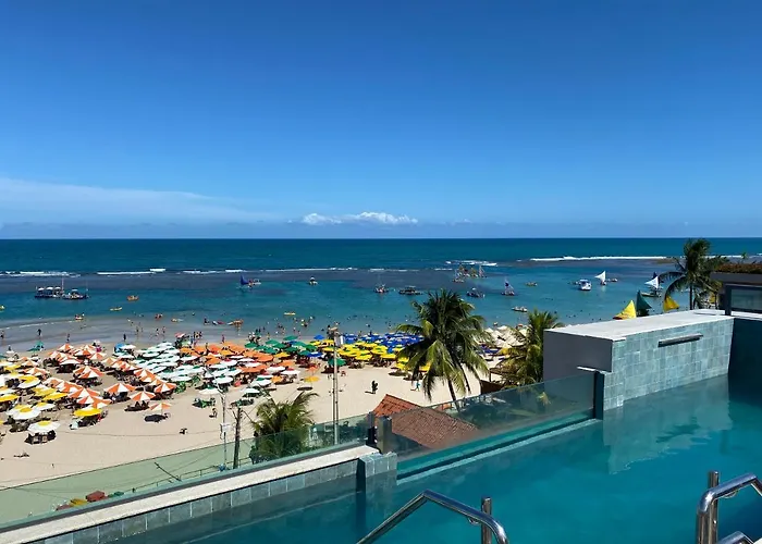Flat à Beira Mar com Varanda em Frente as Piscinas Naturais 307 Pôrto das Galinhas
